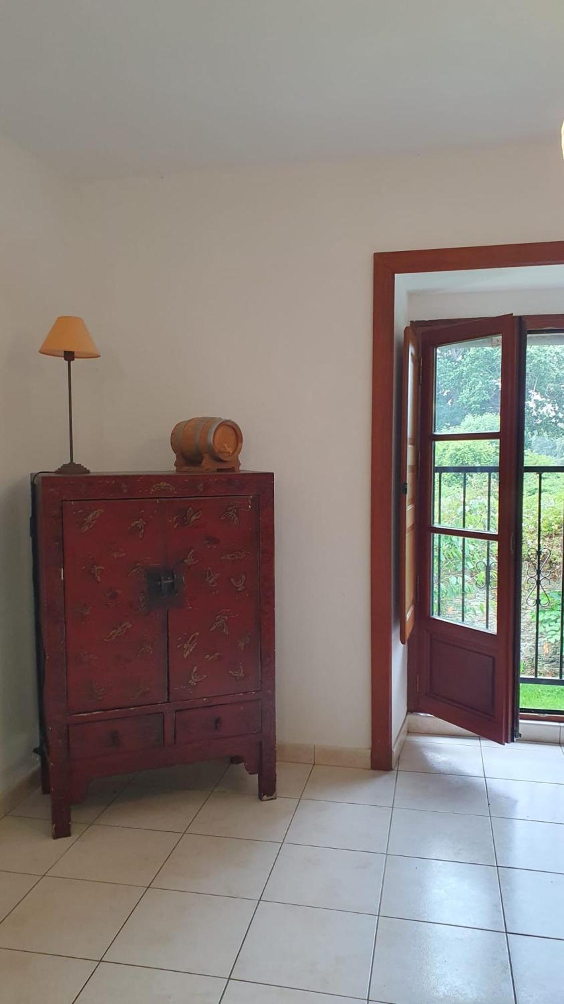 L'Auberge De La Porte Saint-Jouan-des-Guérets Habitación foto