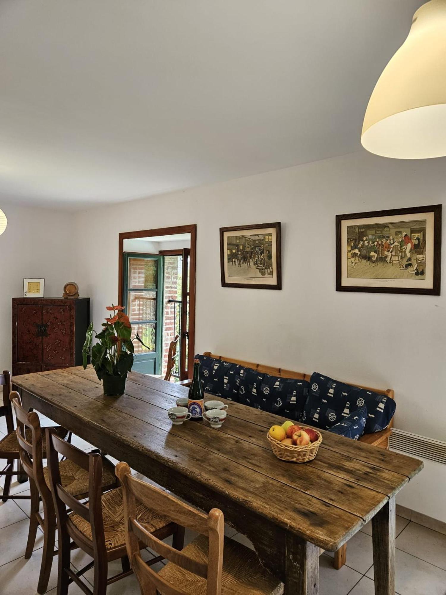L'Auberge De La Porte Saint-Jouan-des-Guérets Habitación foto